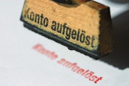 Services Ruecklastschriften